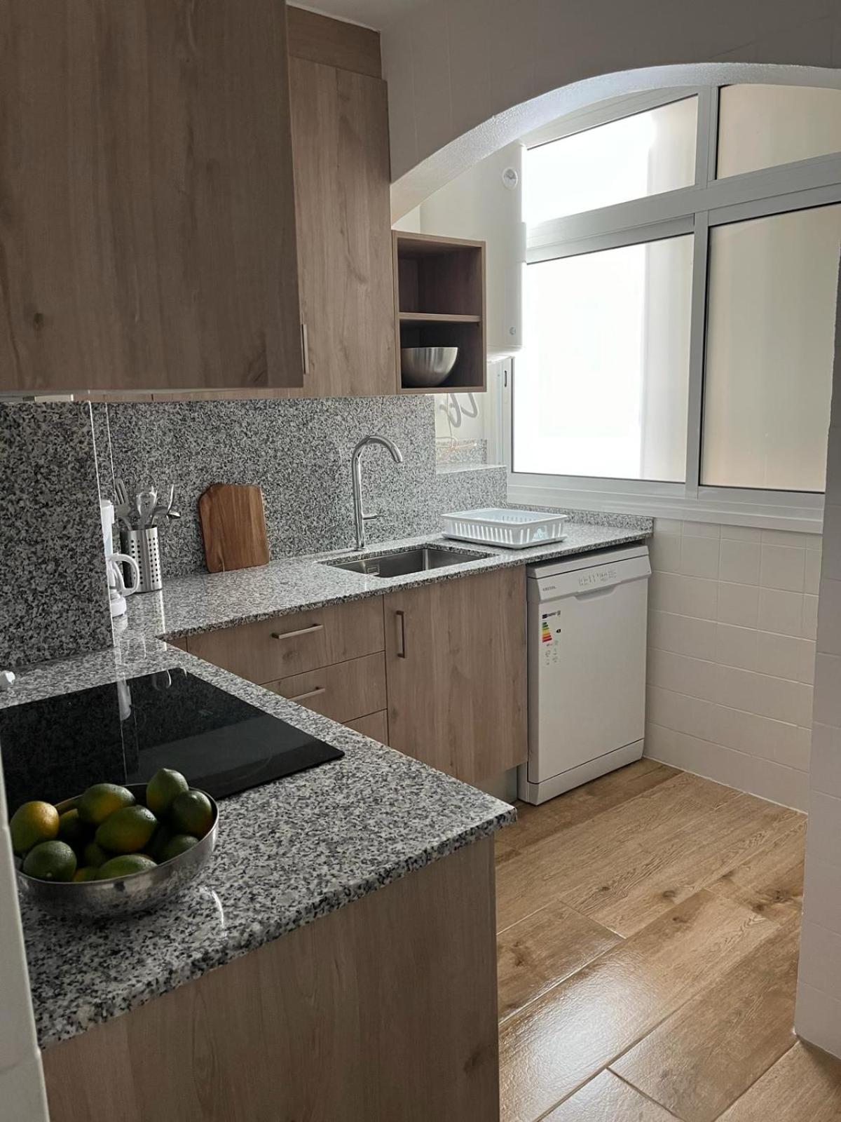 Apartamento - Wifi Free - Piscina - 50 M Playa Salou Esterno foto